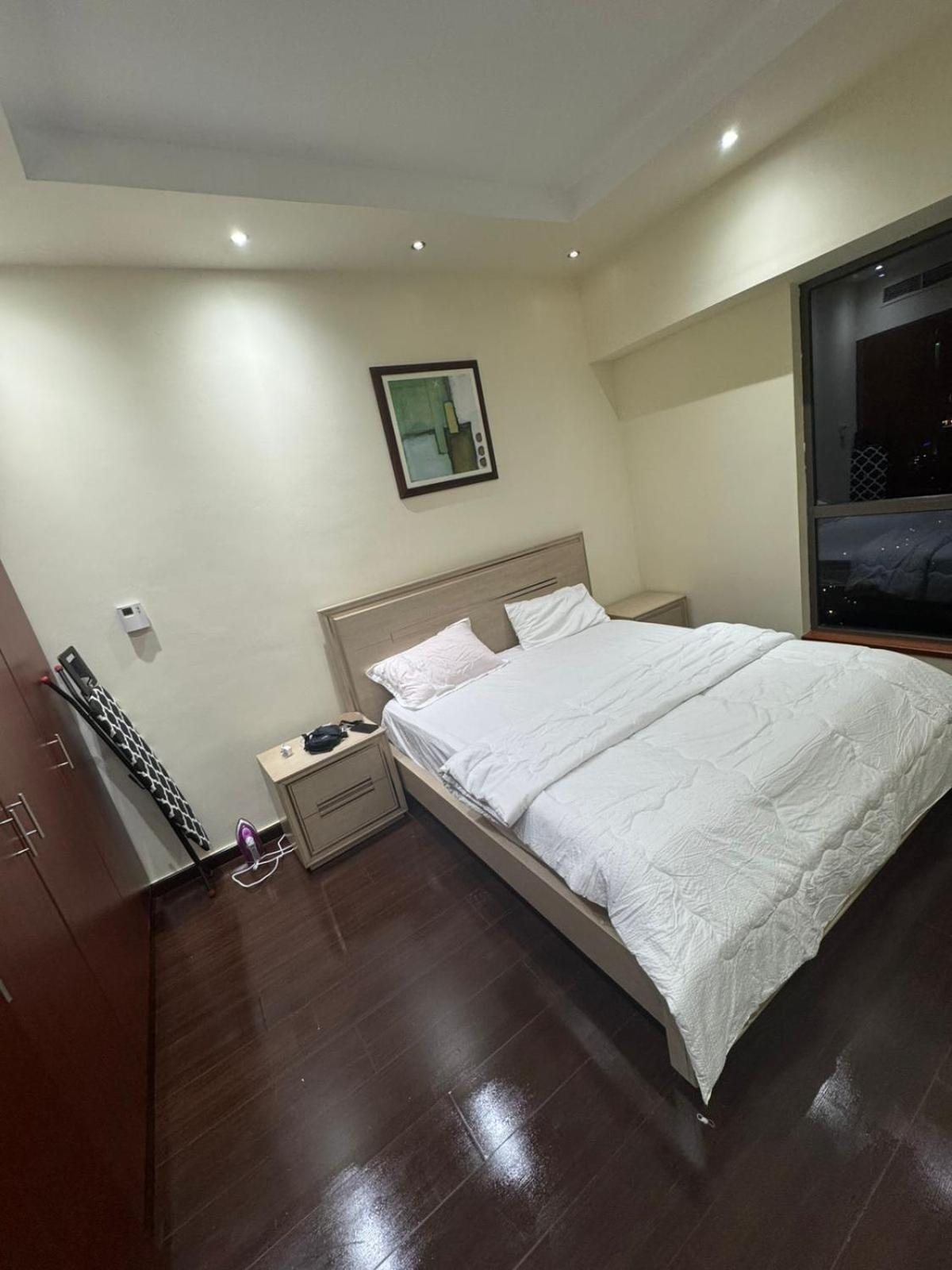 Sadaf 8 Jbr Luxury Master Bedroom Near Tram 迪拜 外观 照片